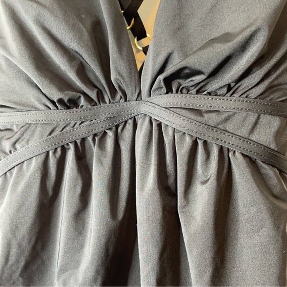 BCBGMAXAZRIA Deep V Sexy One Piece Swimsuit Black Size 2 - Picture 8 of 14